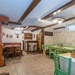 Partelj 4 By Interhome Vir
