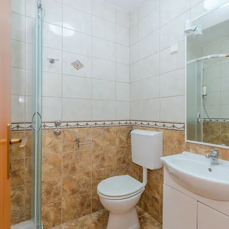 Partelj 4 By Interhome Вир